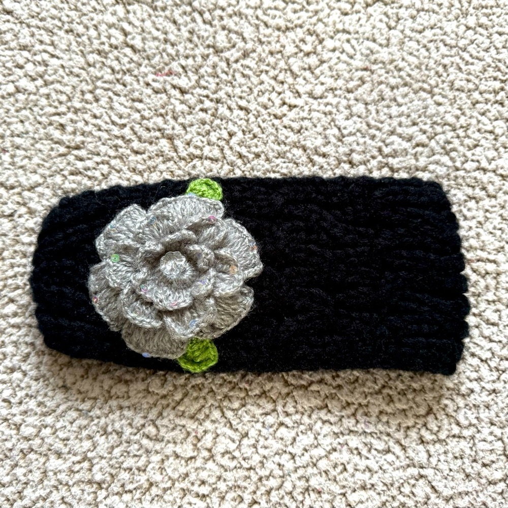 🧸 Cute Winter Headband